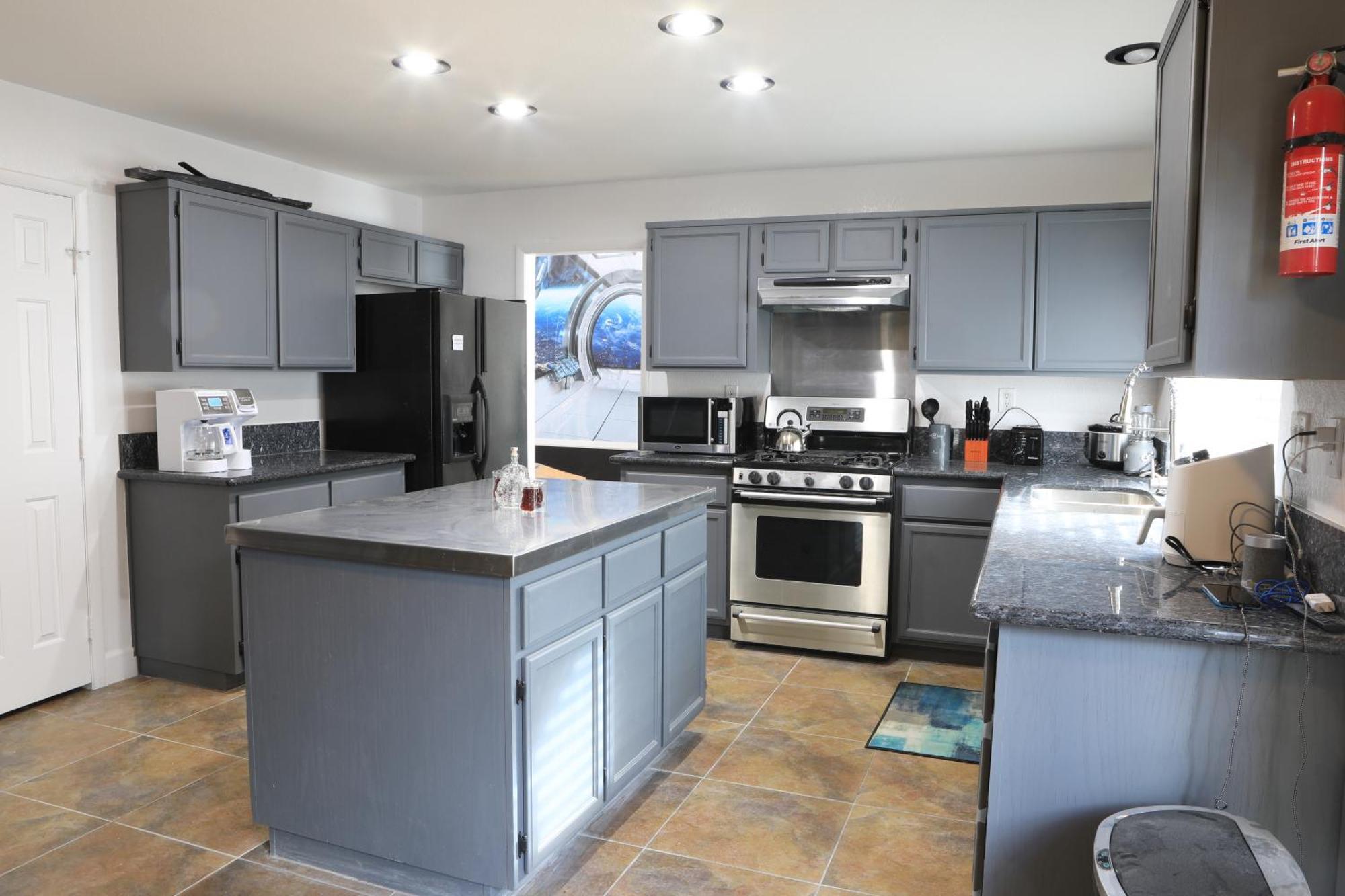 Comfy Expansive Home - Near The Strip - Heated Pool Las Vegas Exterior foto